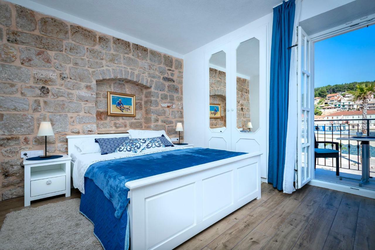 Villa Riva Jelsa  Luaran gambar